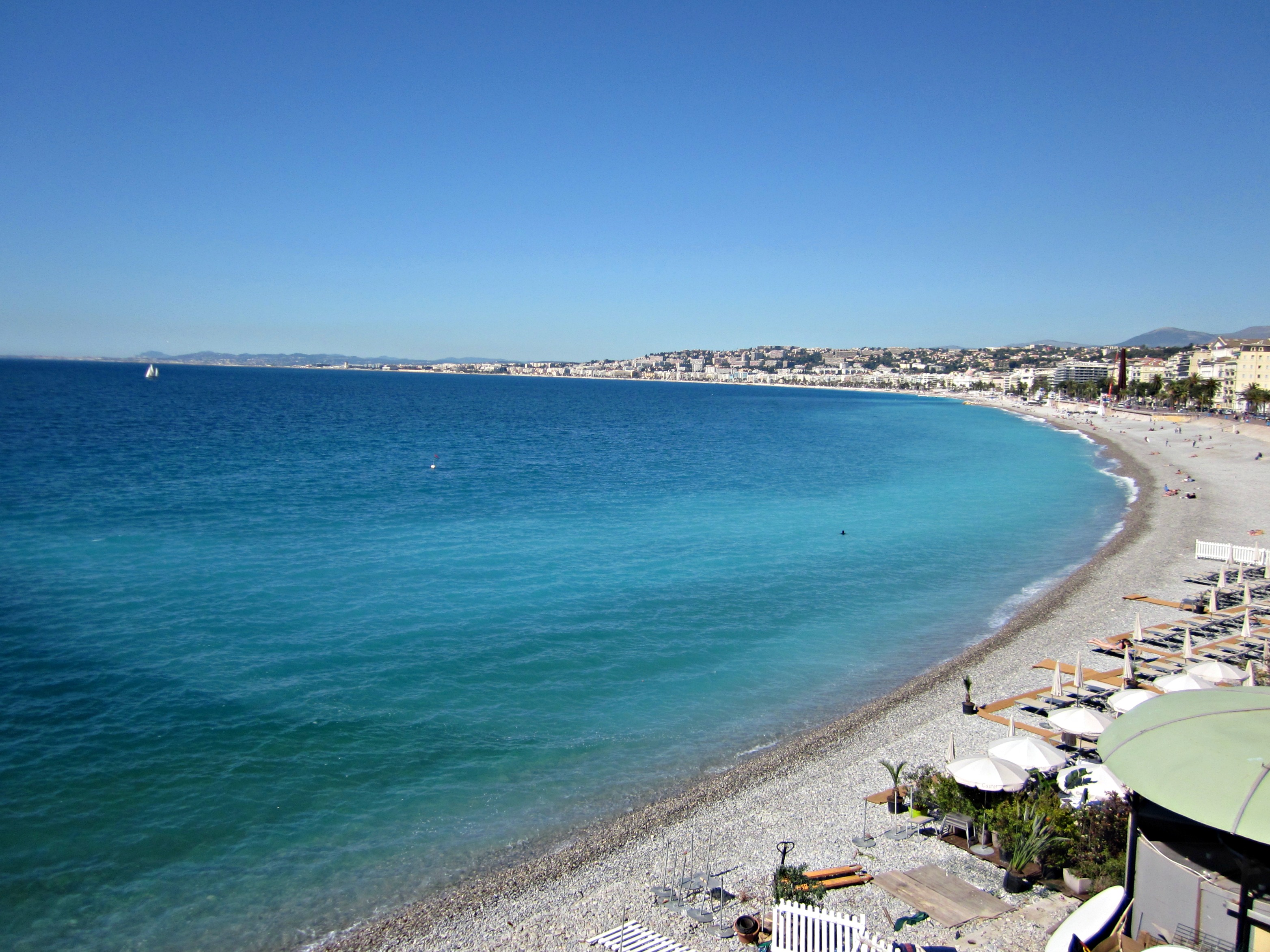 REVIEW Nice Pebbles Apartments Laura Summers