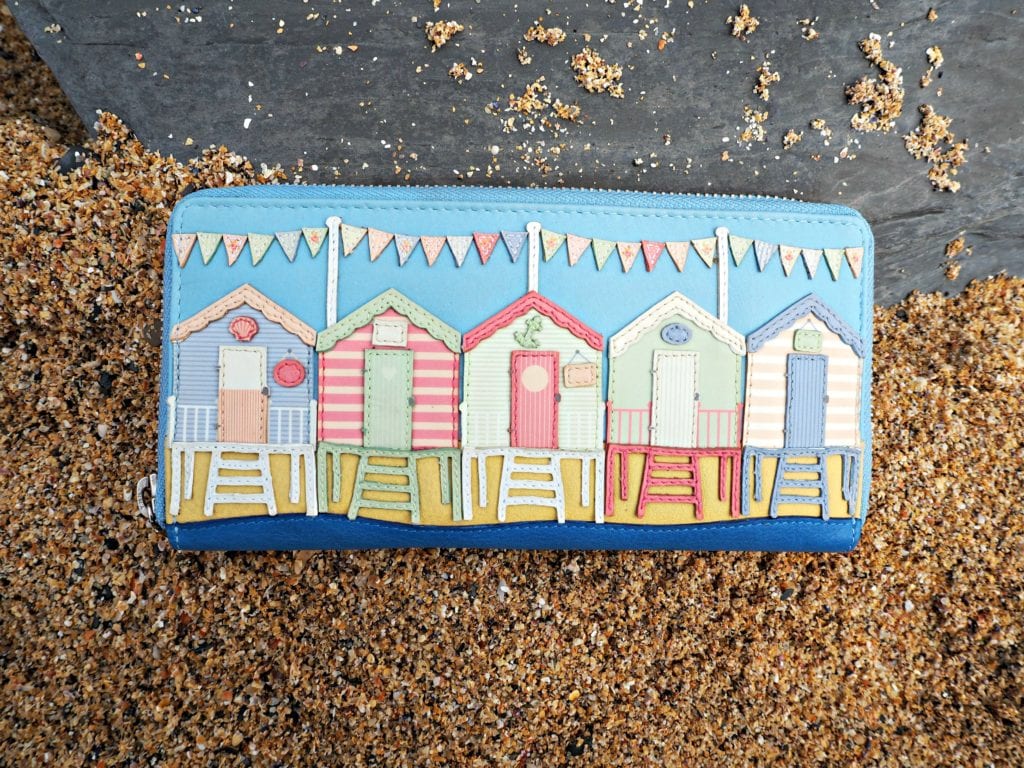 Yoshi Review - Beach Hut Purse