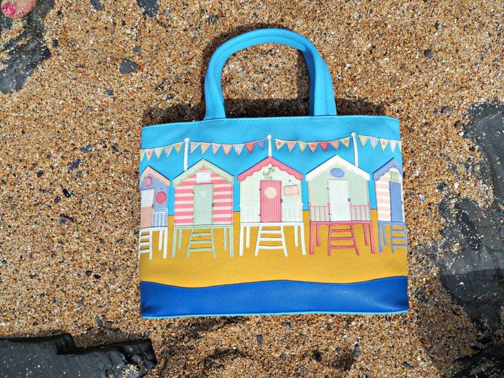 Yoshi Review - Beach Hut Bag Close Up