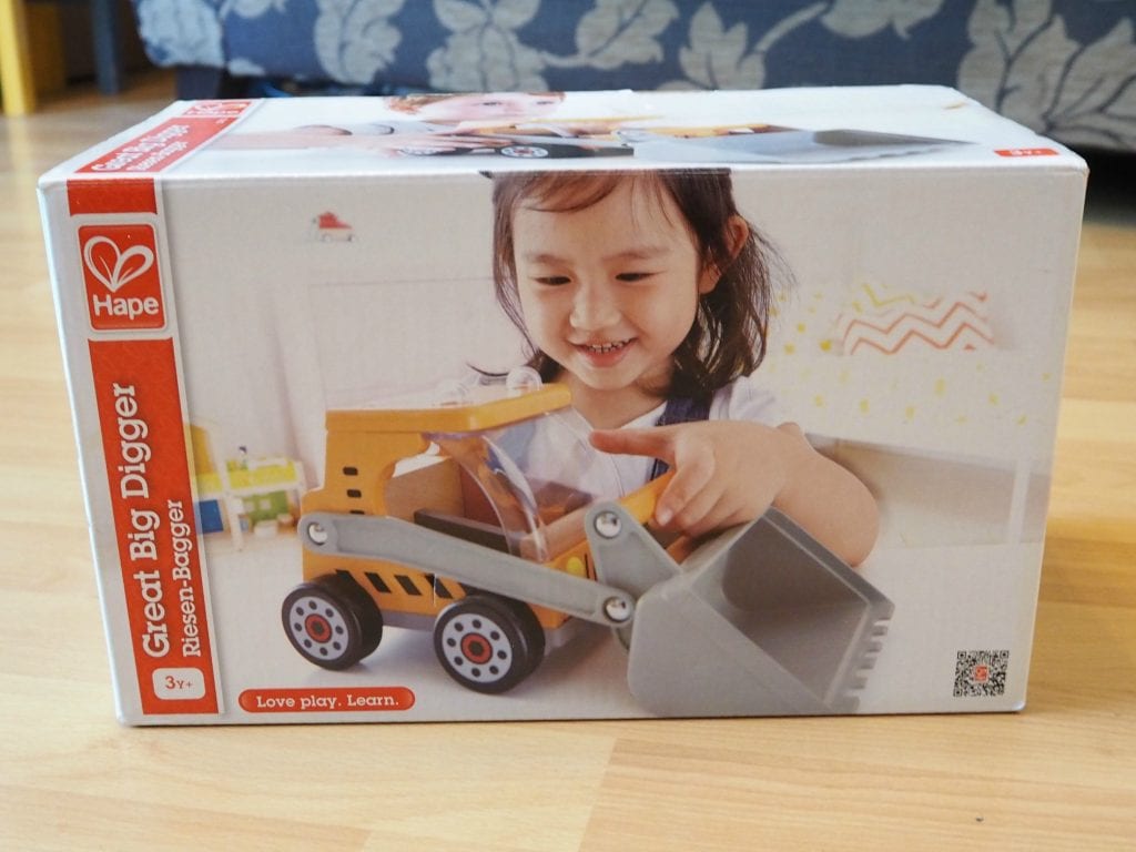 Hape Great Big Digger Review - packaging