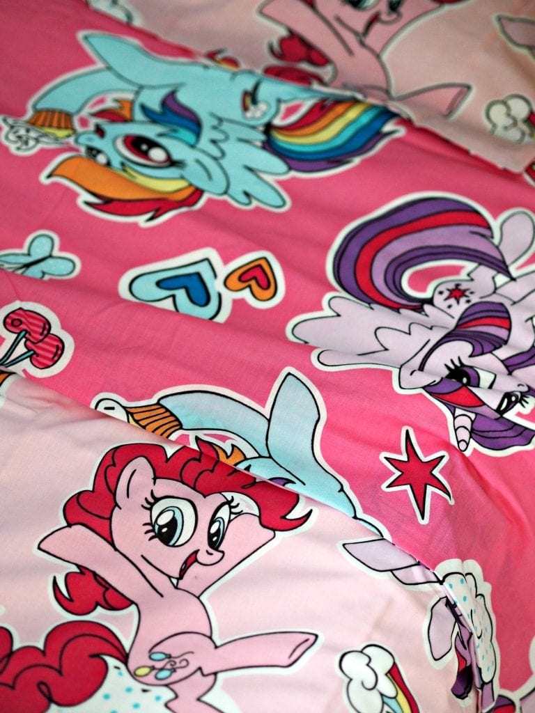  Character World My Little Pony Bedding Review - bedding close up