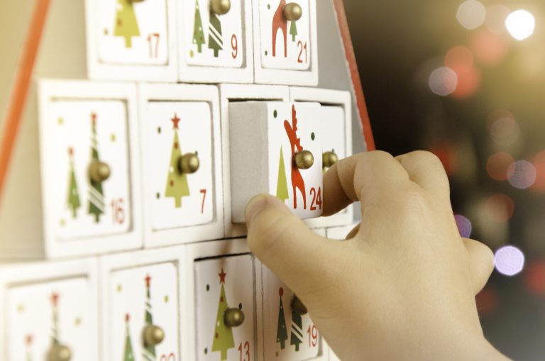 50 Ideas to Put in a Wooden Advent Calendar for Children