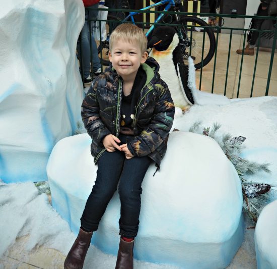 Basingstoke at Christmas & a Trip to Nandos Laura Summers