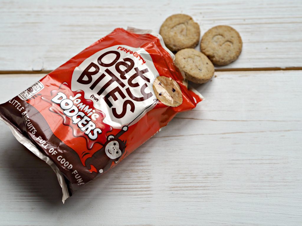  Jammie Dodger Oaty Bites - A Healthier Snack for Children - oaty bites packet