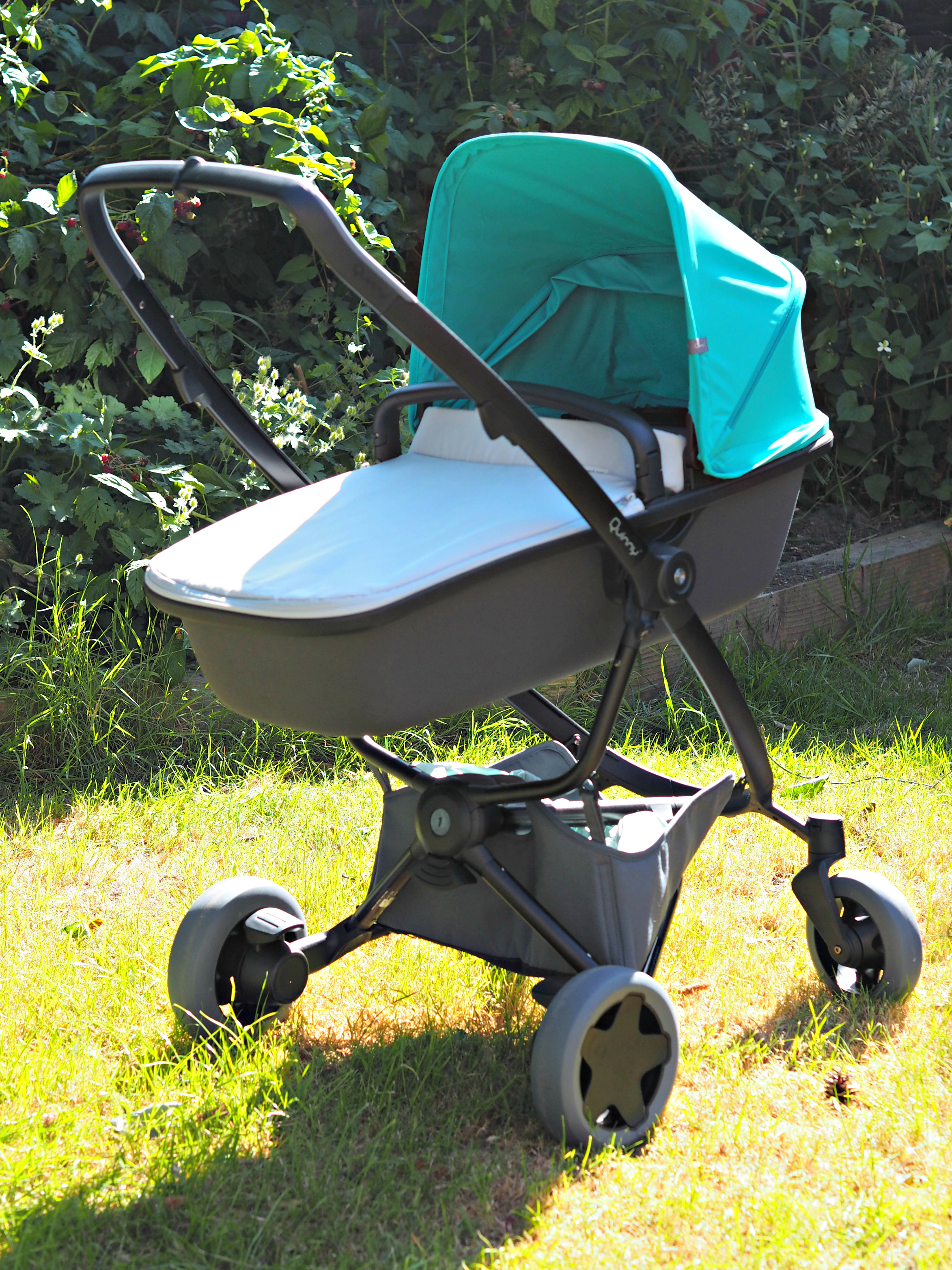 Quinny Zapp Flex Plus Carrycot Review - pram on its own