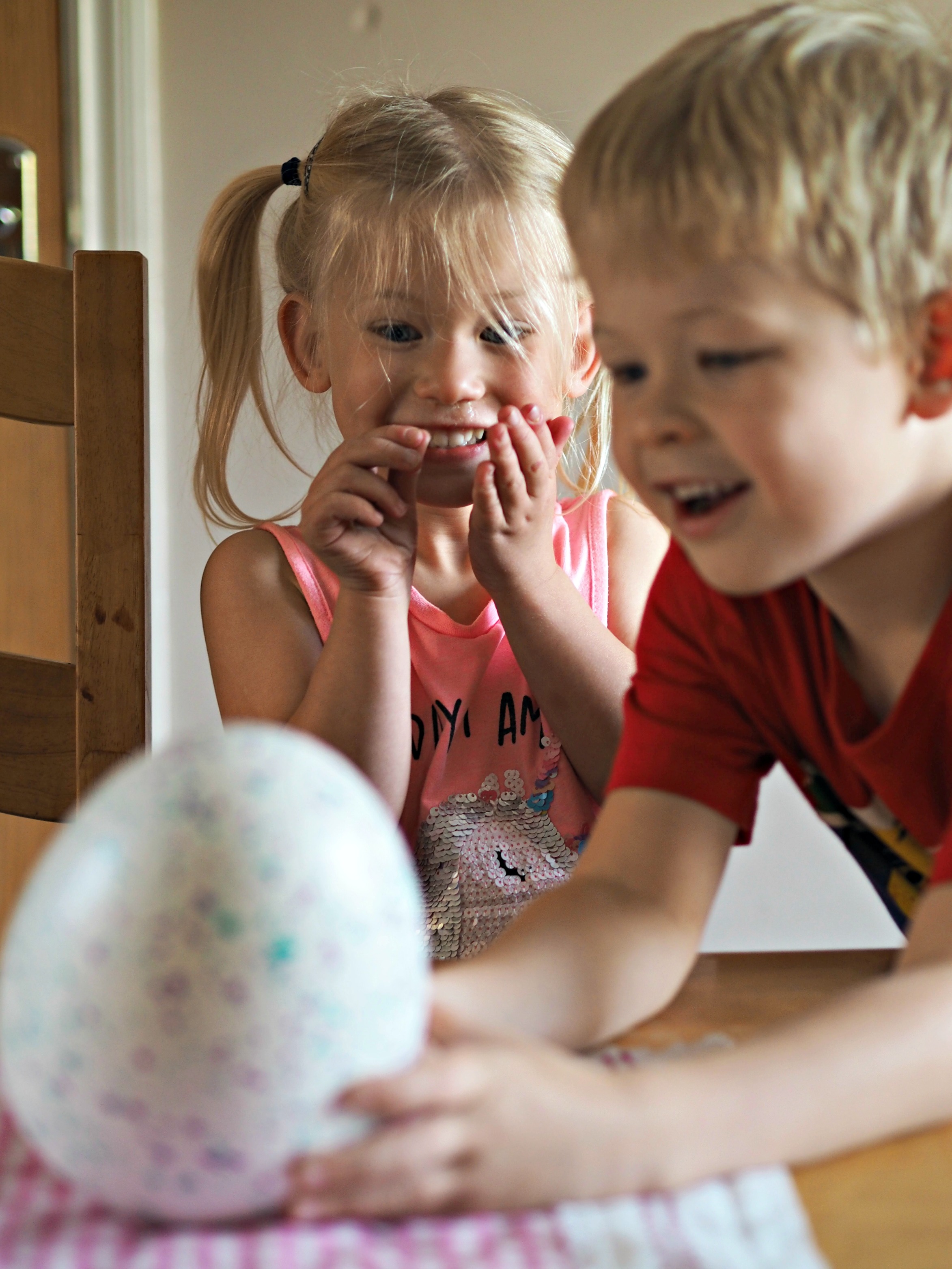 Hatchimals Hatchibabies Review - excitement as starting to hatch