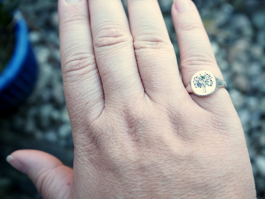 Jana Reinhardt family tree signet ring