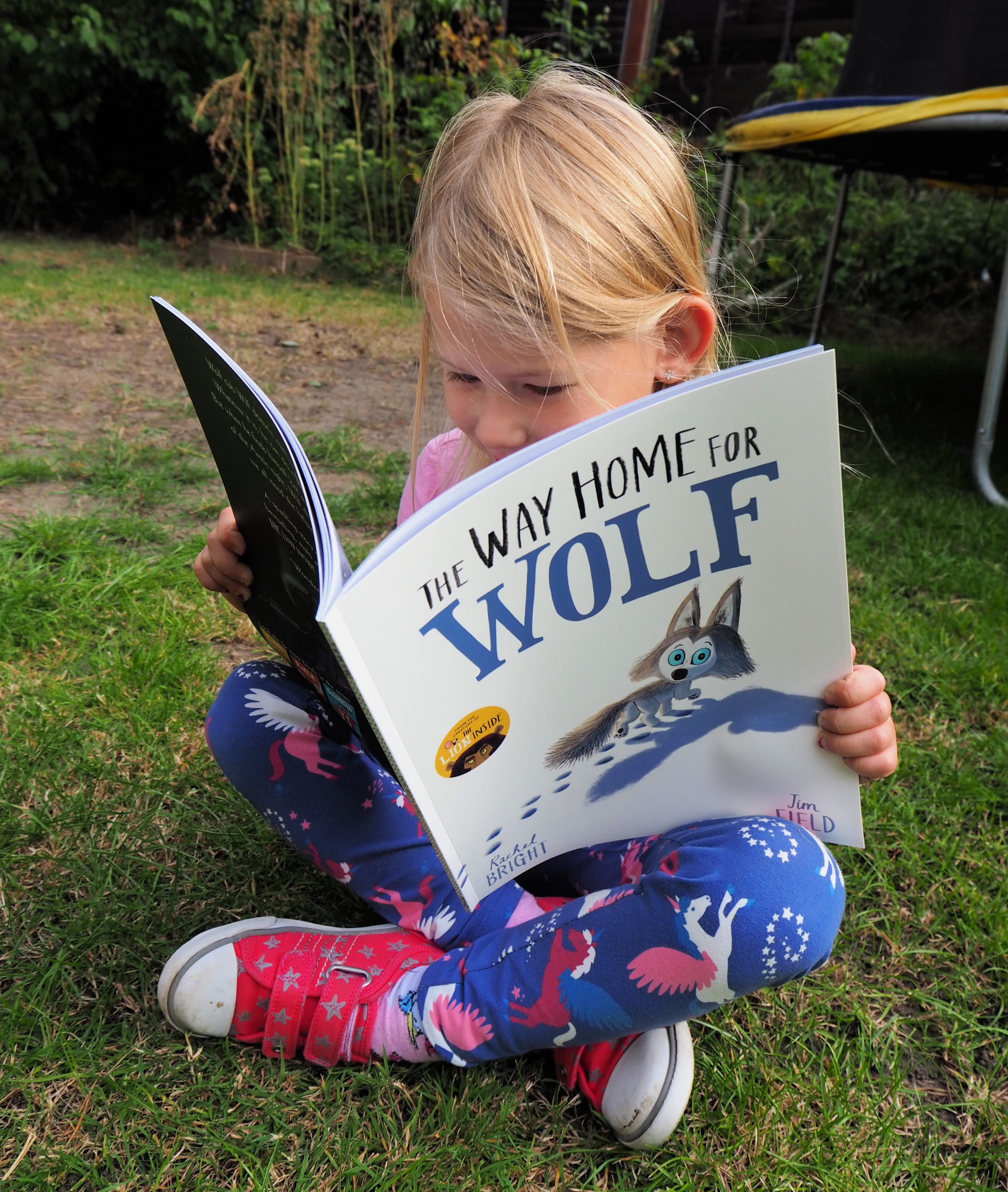 The Way of the Wolf book review - Aria sitting cross legged