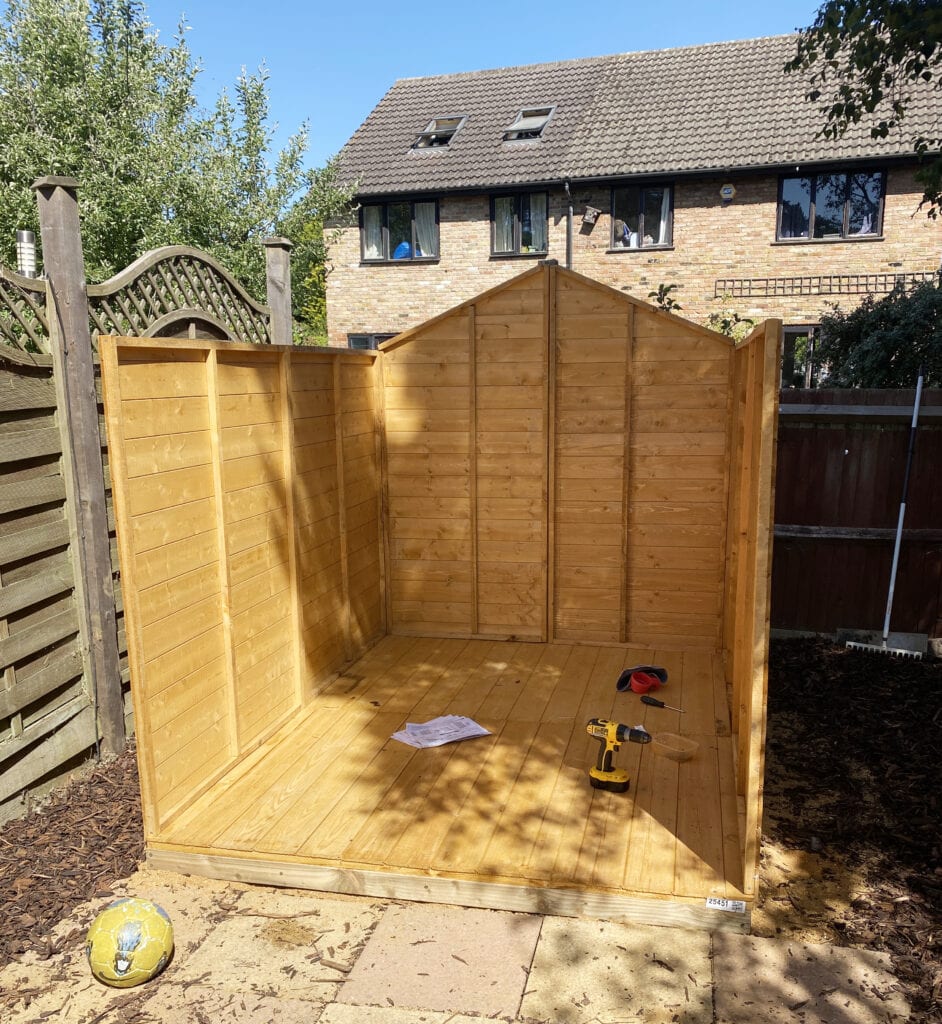 Summer house with floor, back and sides up
